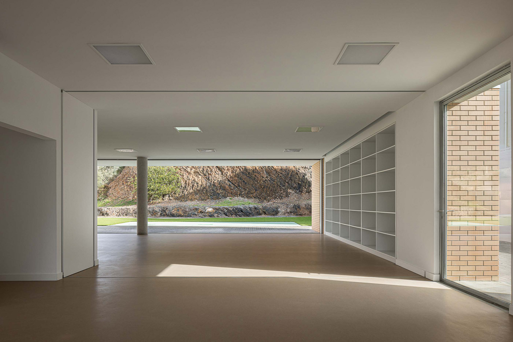 奥德米拉脑瘫患者康复中心丨葡萄牙丨奥德米拉市议会市政工程处-27