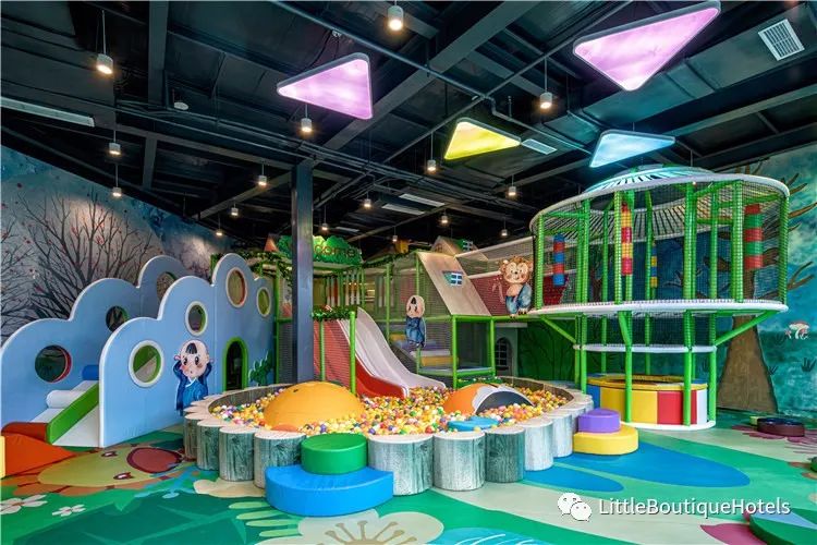 峨眉山蓝光己庄酒店 | 亲子度假新地标,设计融合川西与东南亚风情-43