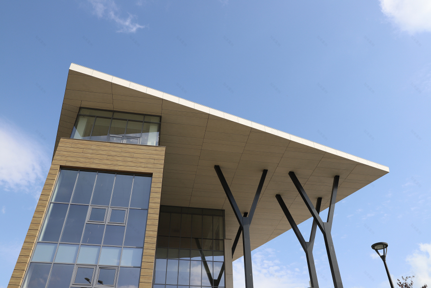 融合古城韵味的现代艺术中心——24arch 设计新作-13