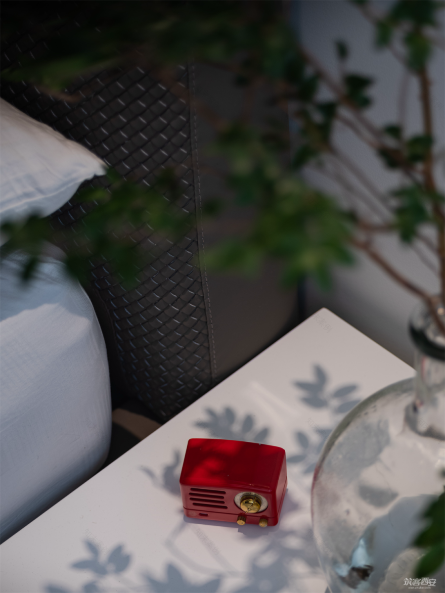 红·惜时惜物 | 刘虎荣的 100 平方米小空间大设计-105