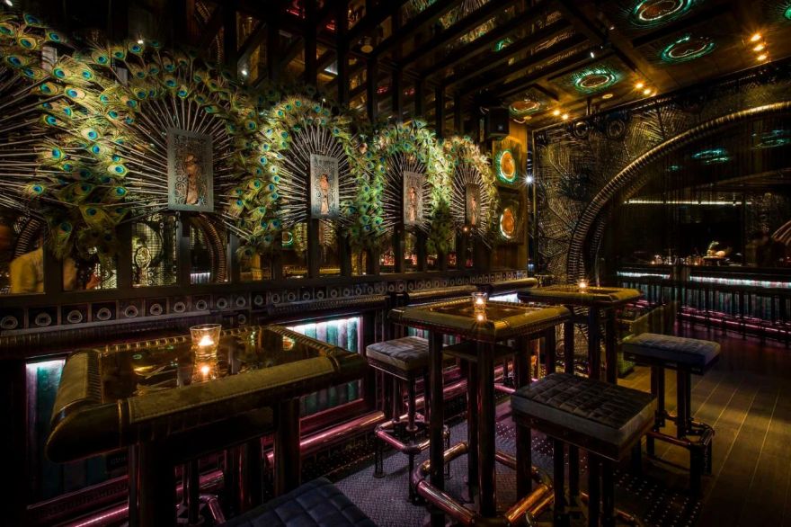 Maggie Choos 酒吧丨中国香港丨Ashley Sutton-64