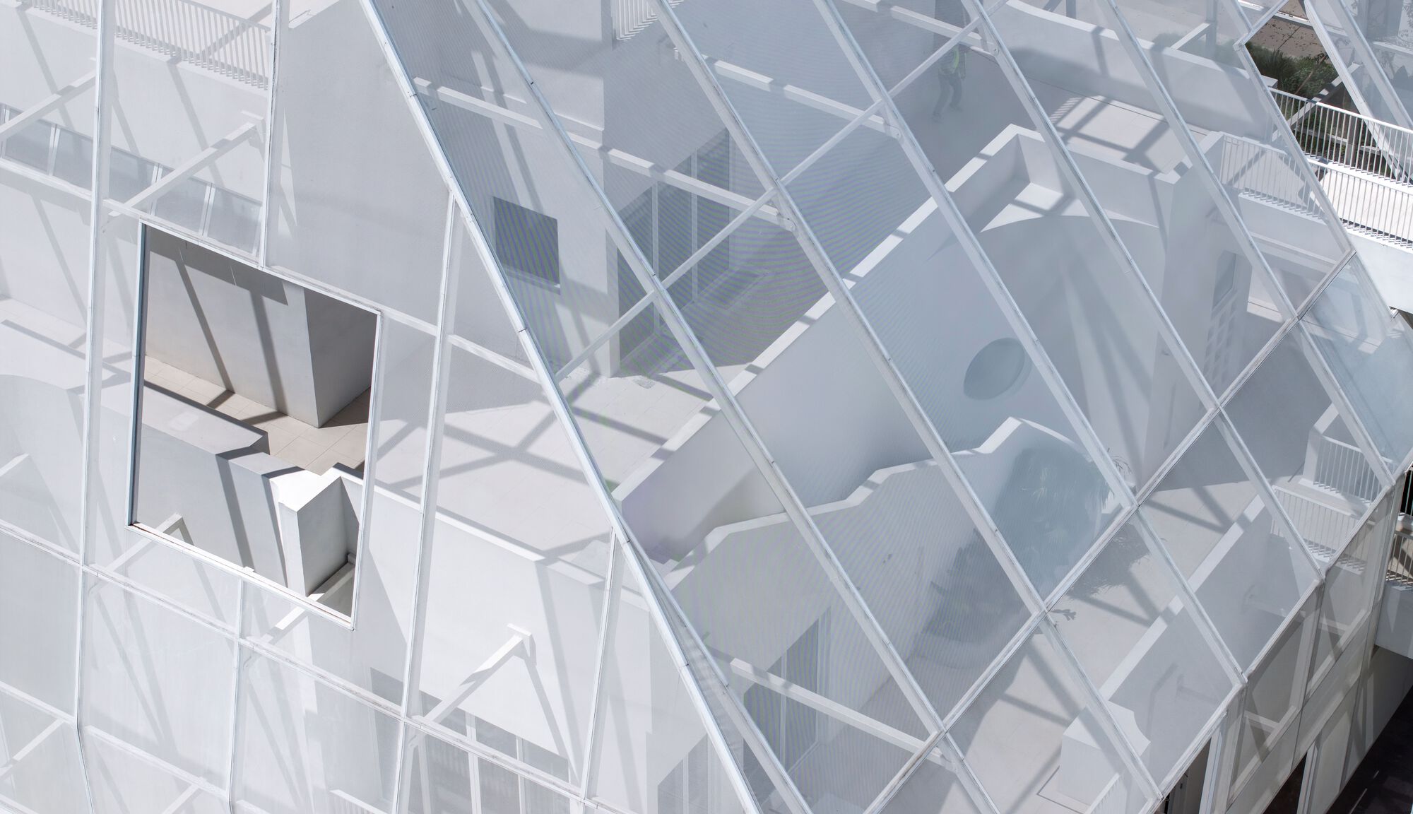 Flickering Peak CP·SUN RIVER Art Gallery / Wutopia Lab-32