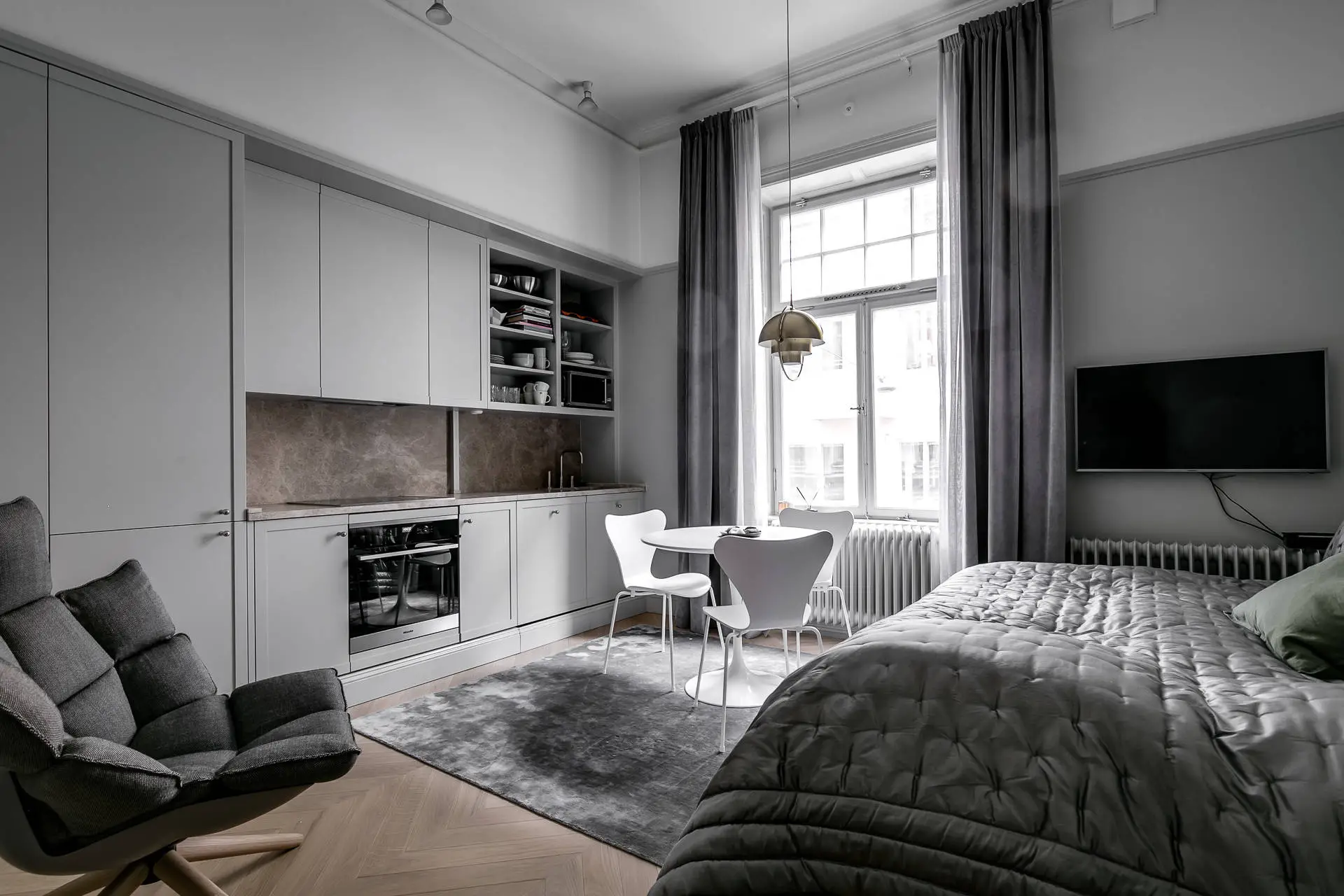 28 平米酒店式豪华公寓,厨房设计成亮点-4