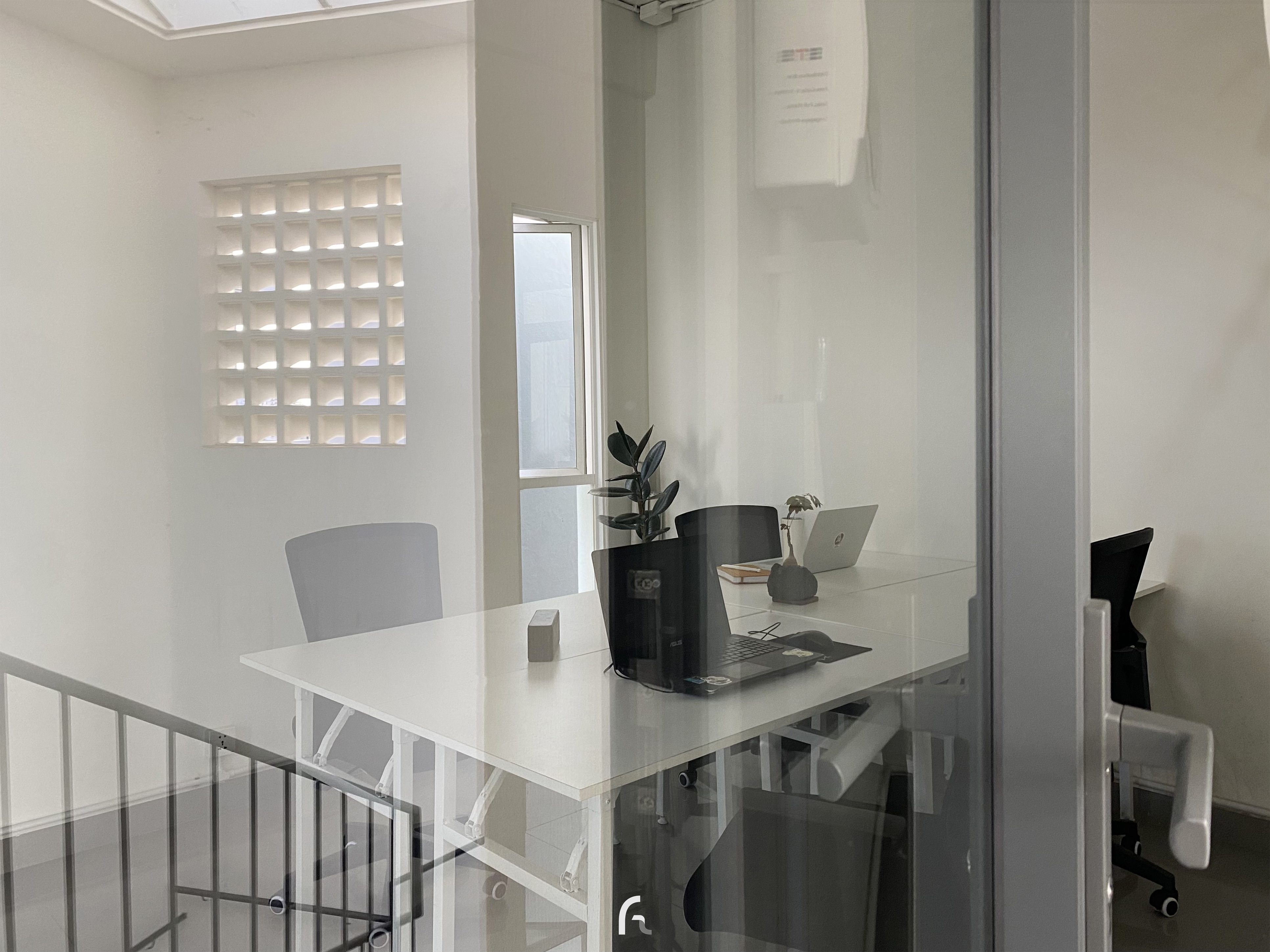 NEVER TOO SMALL 办公室设计丨柬埔寨丨OUR OFFICE!-8