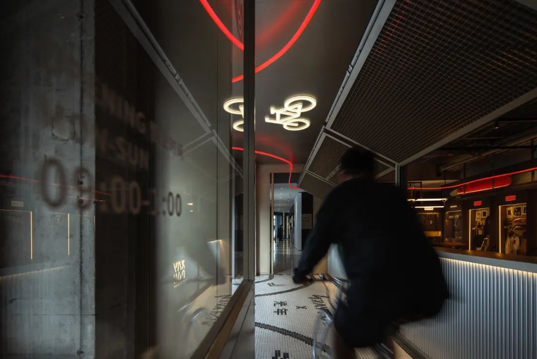 万科光年系售楼空间,骑进去的优雅生活丨中国杭州丨say architects-57