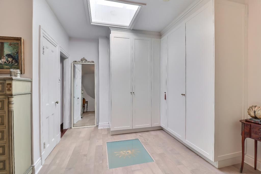 蒙特利尔维勒玛丽区印象深刻的住宅丨加拿大蒙特利尔丨Joli Joli Design-14