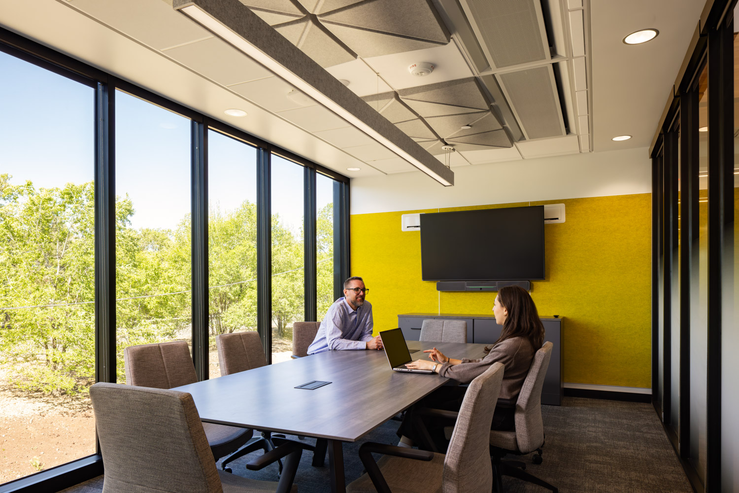 Mountain Line Downtown Connection Center | HDR-16