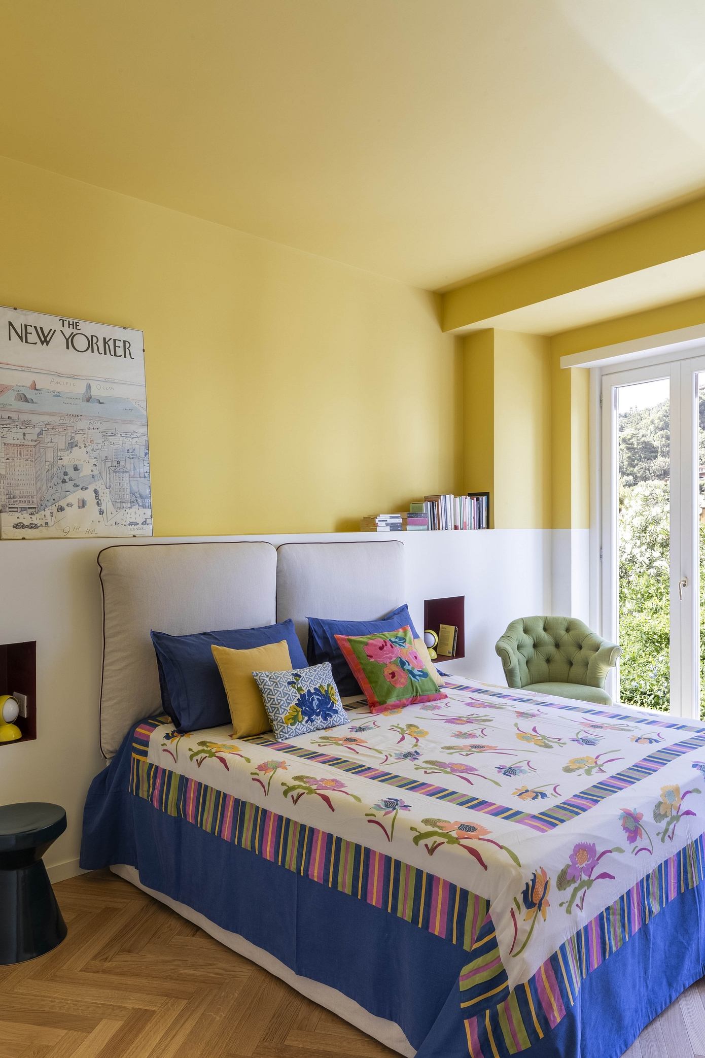 Casa Monti Parioli: Color-Rich Roman Apartment for Modern Living-6