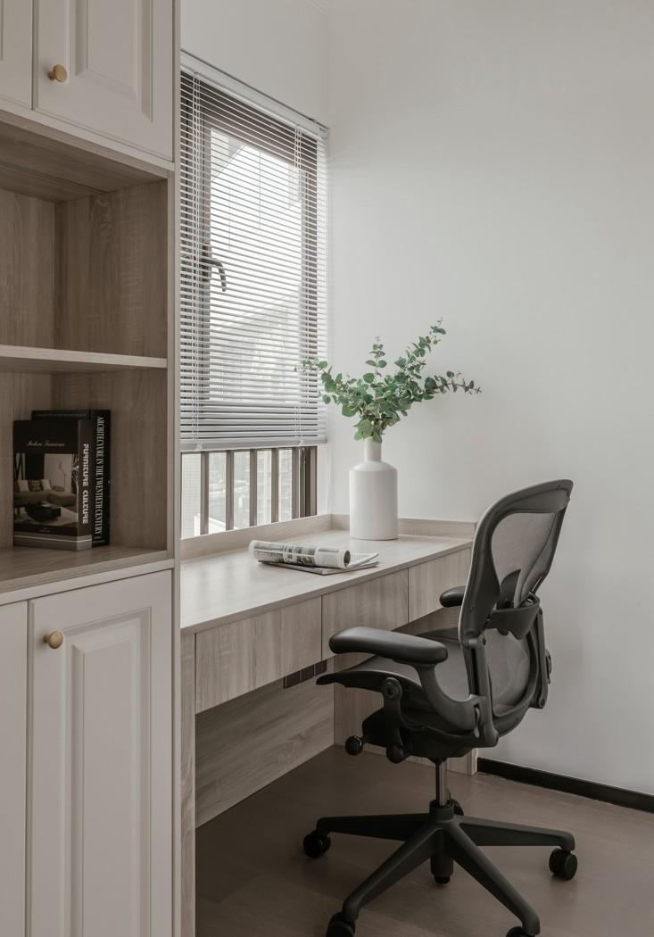 优雅灰色调家居设计 | 明亮温馨与收纳空间的完美结合-31