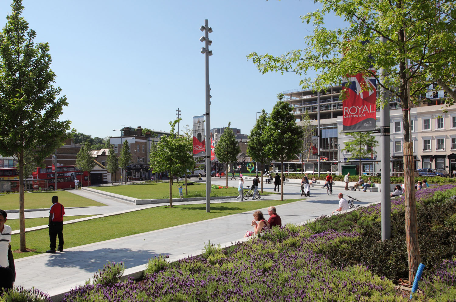 伦敦格林威治区伍尔维奇广场-11