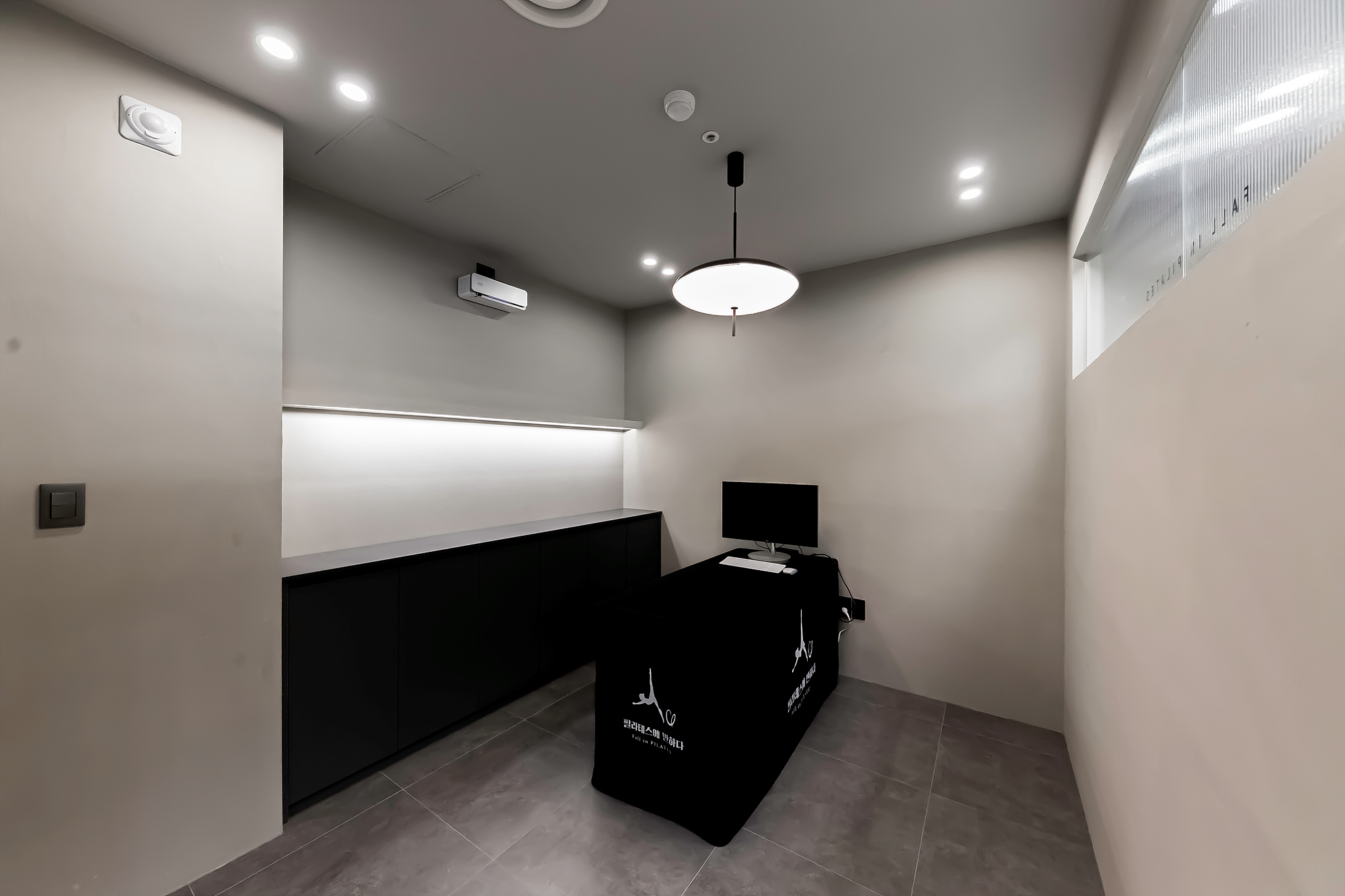 高级灰的 95 平米公寓 | 现代极简风的魅力-20