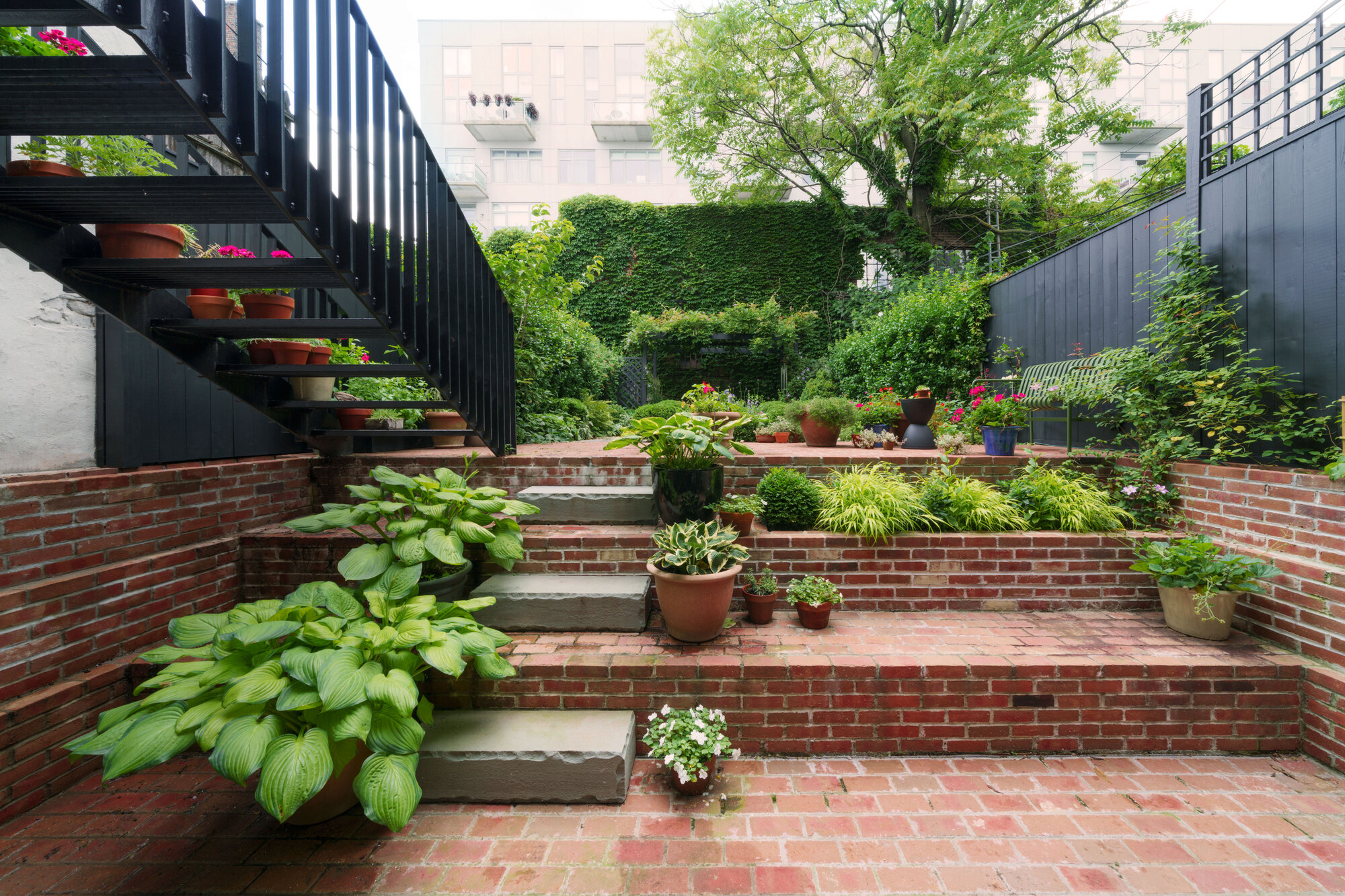 木棍屋，砖头花园丨美国纽约丨Abruzzo Bodziak Architects-17