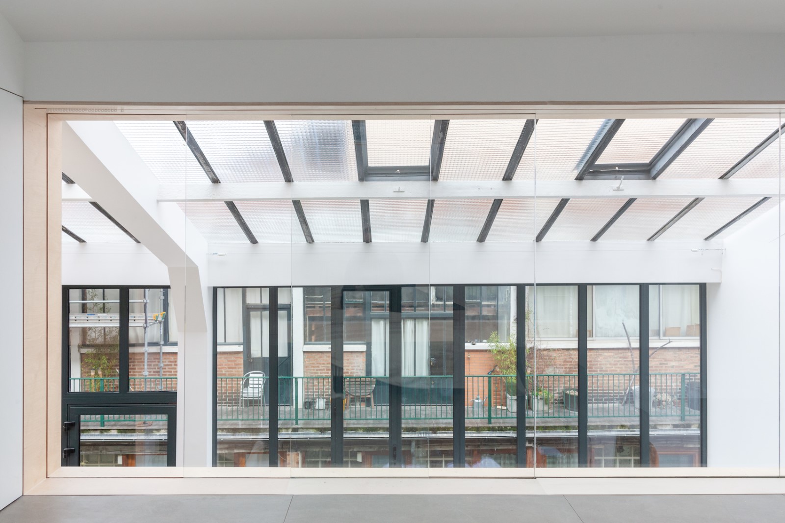 巴黎 Compans 极简住宅-4