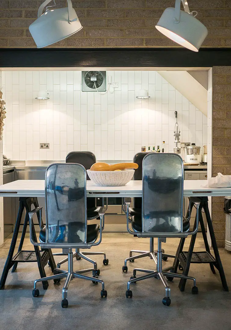 伦敦工业风 Loft 住宅，旧建筑的优雅新生-12