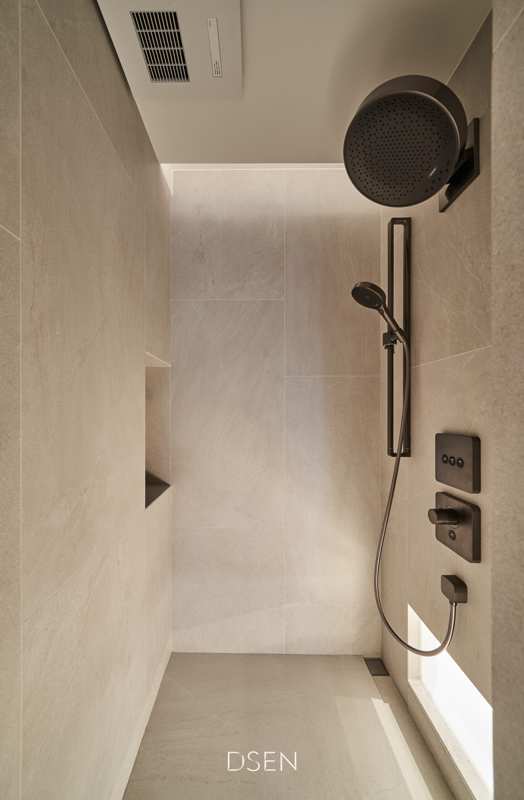 未提及明确名称丨中国台湾-24