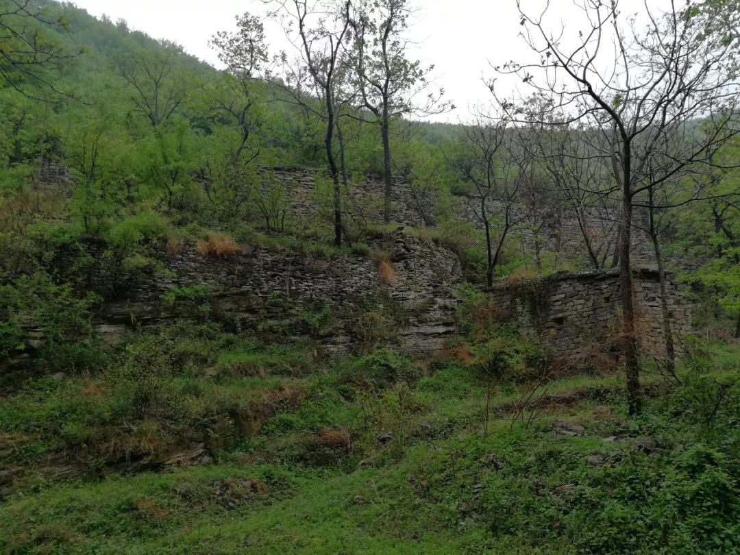 若是远行客，那便尽赏山间白月光——「了忘谷」民宿-42