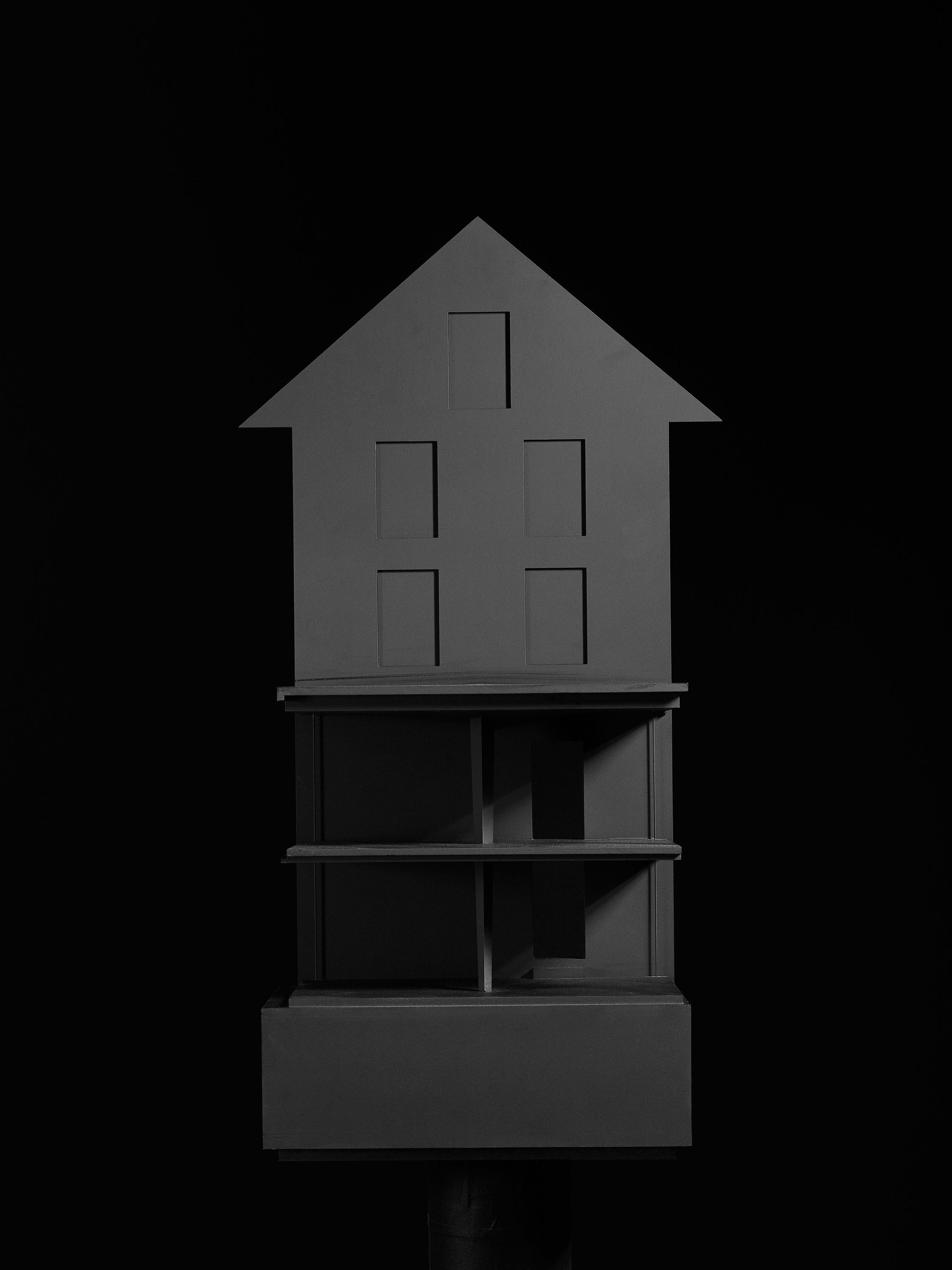 瑞士 Seelisberg 别墅 · 半柱之家的空间创新-12