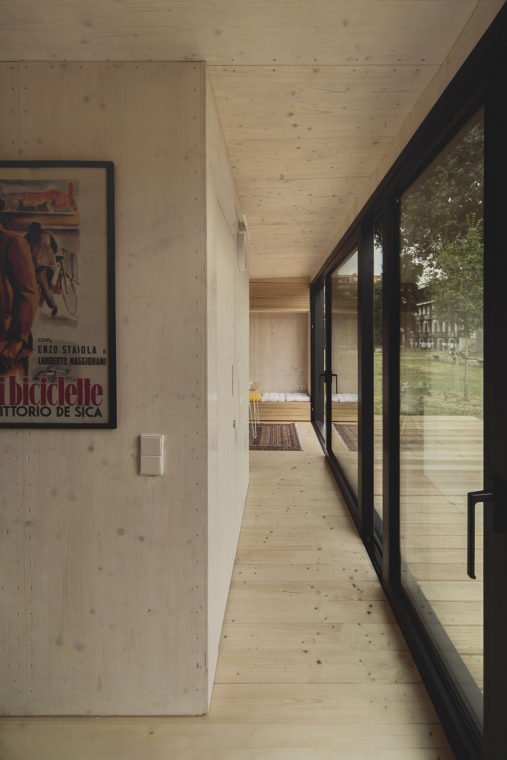 Futteralhaus预制生态离网极小屋-13