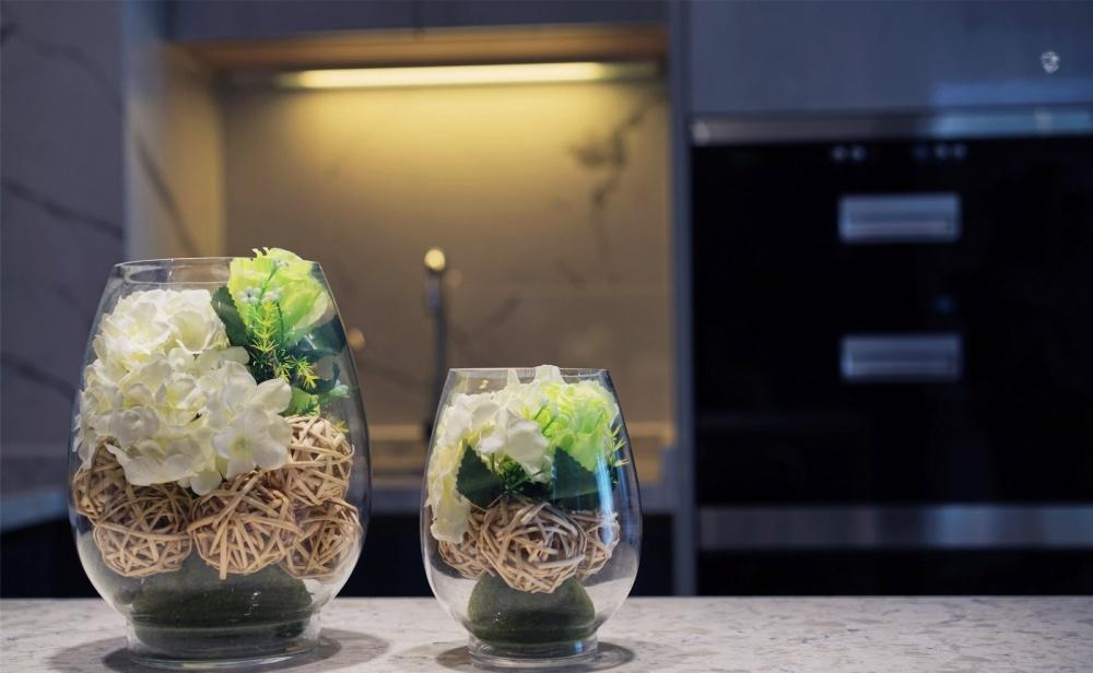 广州 180m²黑白灰原木色简约风格定制案例解读-12