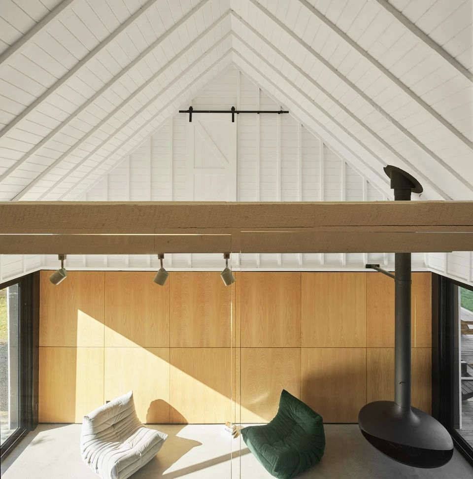 生态改造的魁北克百年农舍丨加拿大魁北克丨ADHOC architectes-39