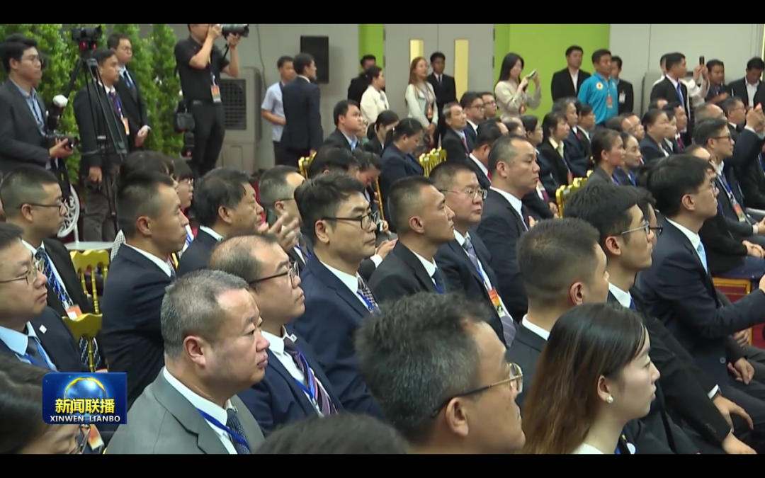 中国援建老挝玛霍索综合医院大楼落成，国务院总理李强出席仪式！-12