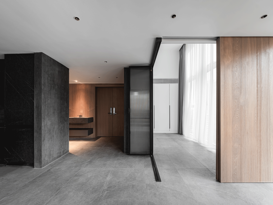 120m²暗黑系公寓，冷硬质感还原深邃本真！-35