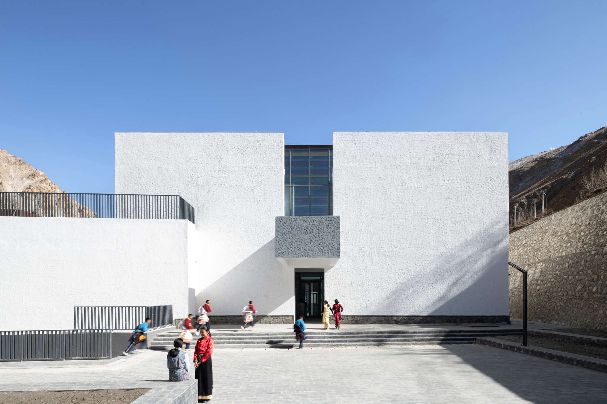 洛扎县中学多功能艺术中心丨中国山南丨深圳华汇设计,Das Design,万宇工程设计拉萨分公司-18