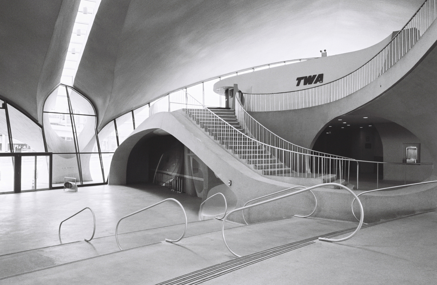 环球航空航站楼 | Eero Saarinen 的飞行动感设计-73