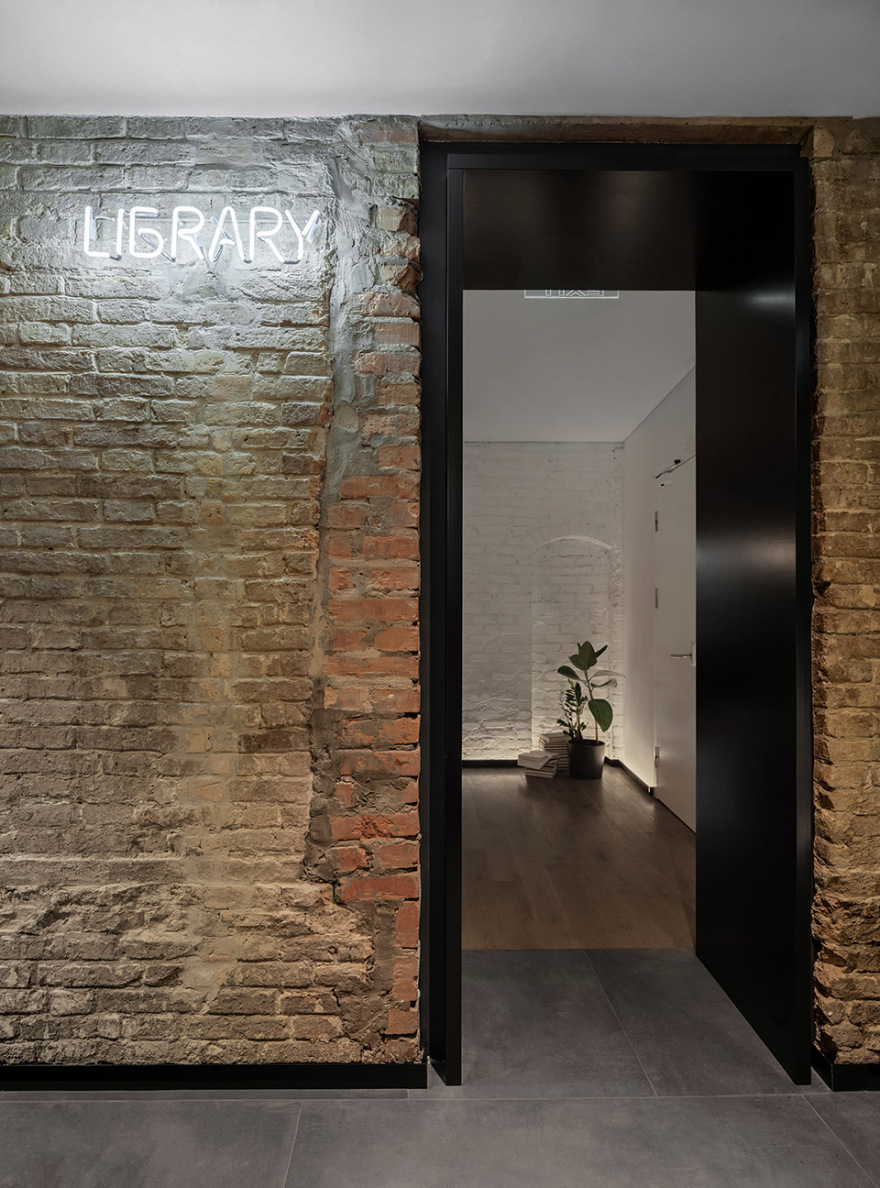 乌克兰BURSA精品酒店-39