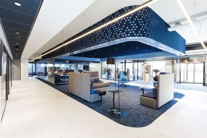 荷兰合作银行 Rabobank 巴讷菲尔德办公室-4