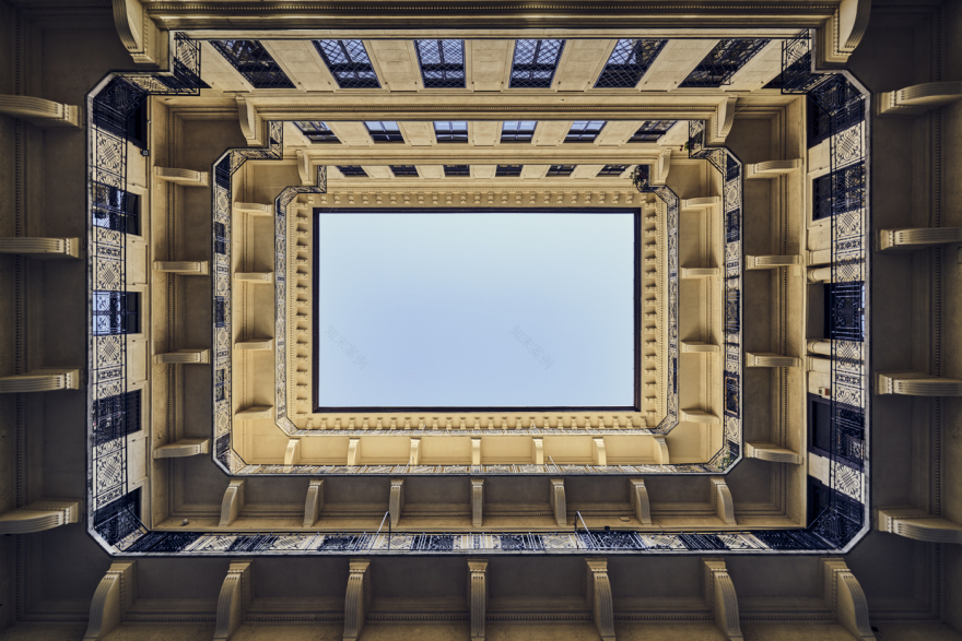 布达佩斯内部庭院 2 号丨HungaryBudapest-10