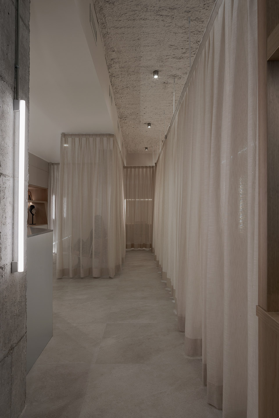 Carlos Pons美容沙龙丨西班牙蓬特韦德拉丨NAN Arquitectos-34