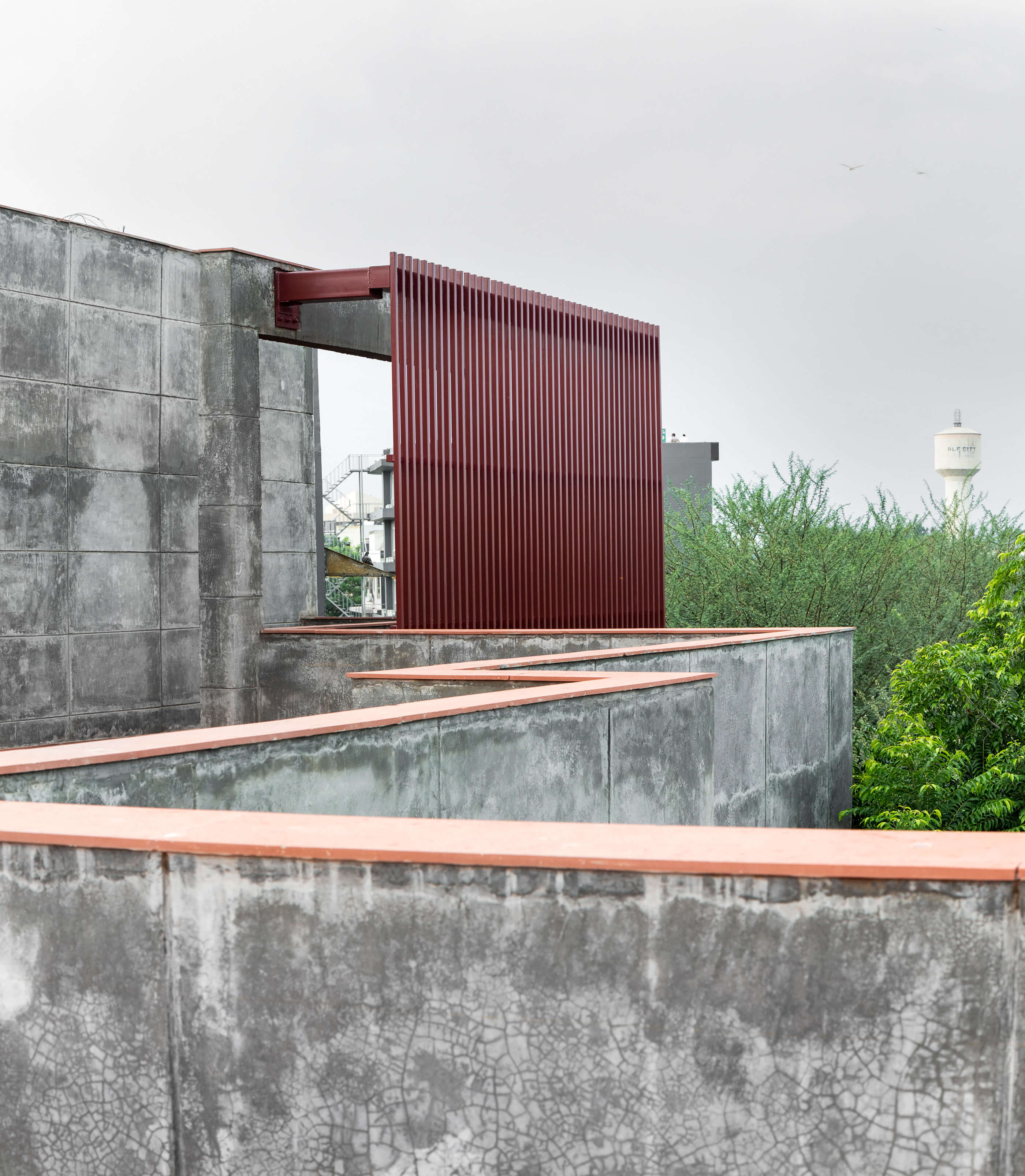 House With 49 Trees RENESA-29