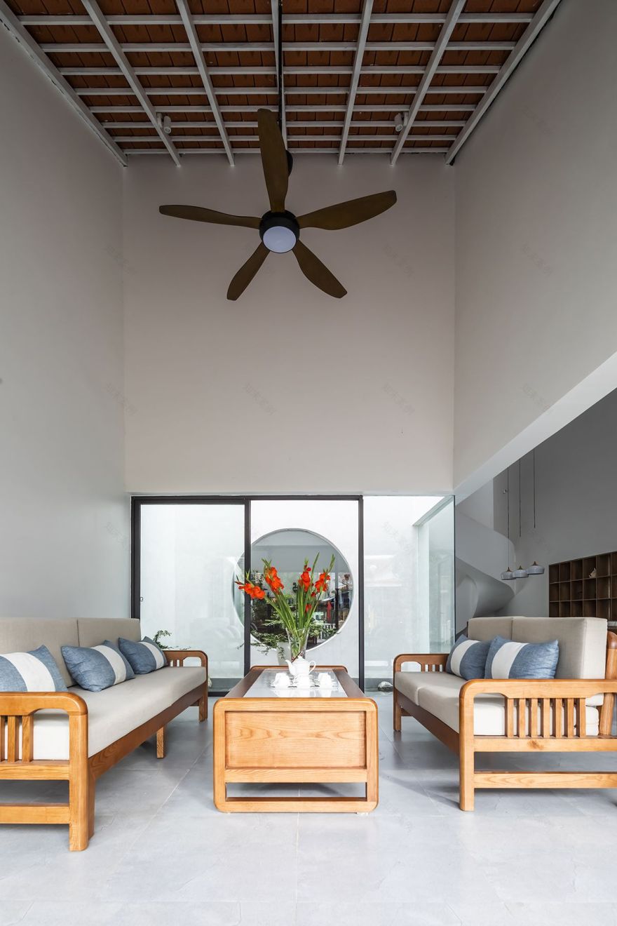 现代与传统交融的越南 Quảng Ngãi House-32