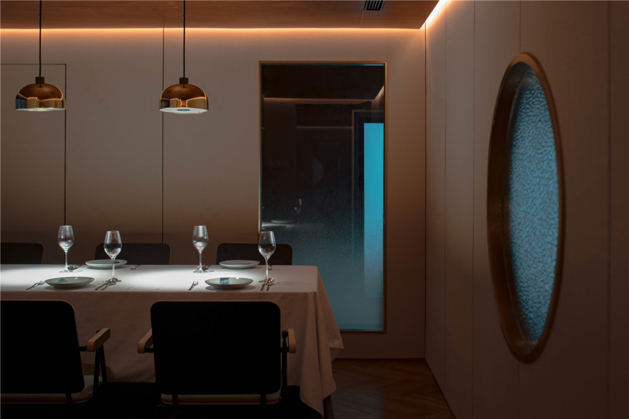 船舱里的干式熟成牛排坊 | 赵 ZHAO 空间设计解读-10