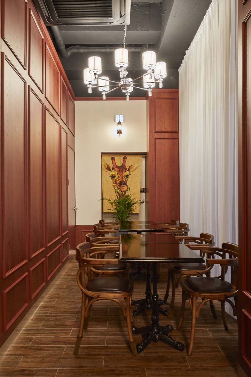 28 平米西式餐厅，现代艺术氛围的诠释-9