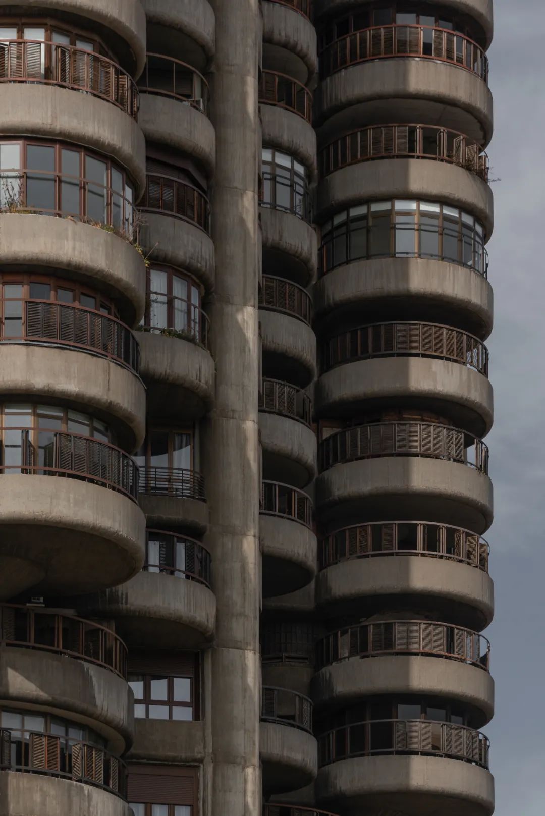 Torres Blancas 有机公寓楼丨西班牙马德里丨Francisco Javier Sáenz de Oiza-21