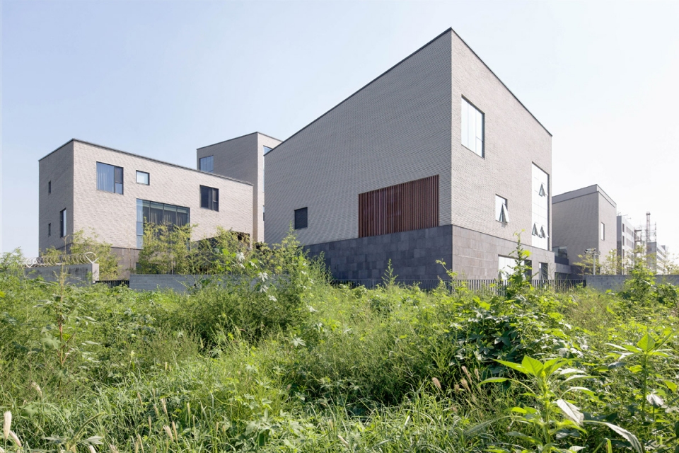 北京东方阳阳企业办公建筑-3