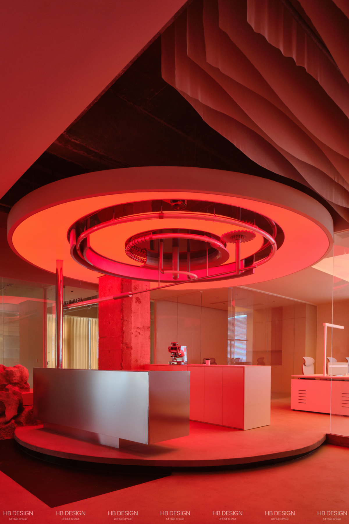 Hb禾本 | CHIC VEN | 办公室里的秀场-10