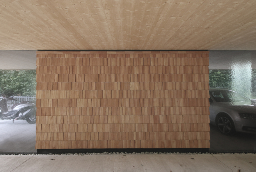 奥地利萨尔茨堡山上的现代木屋住宅设计丨lechner & lechner architects-22