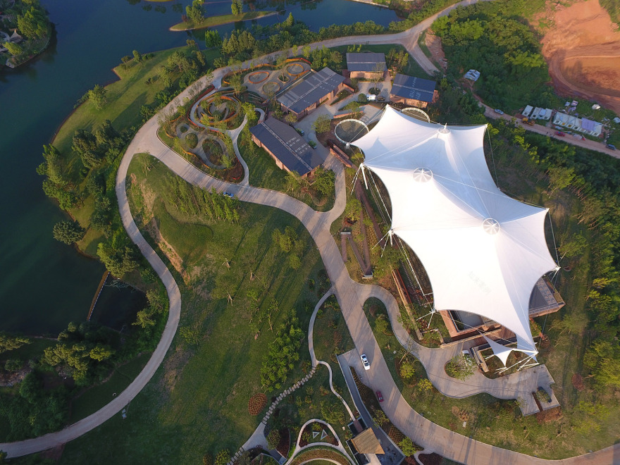 砖叠马场 & 成都达根斯马术俱乐部 / 成都万华-4