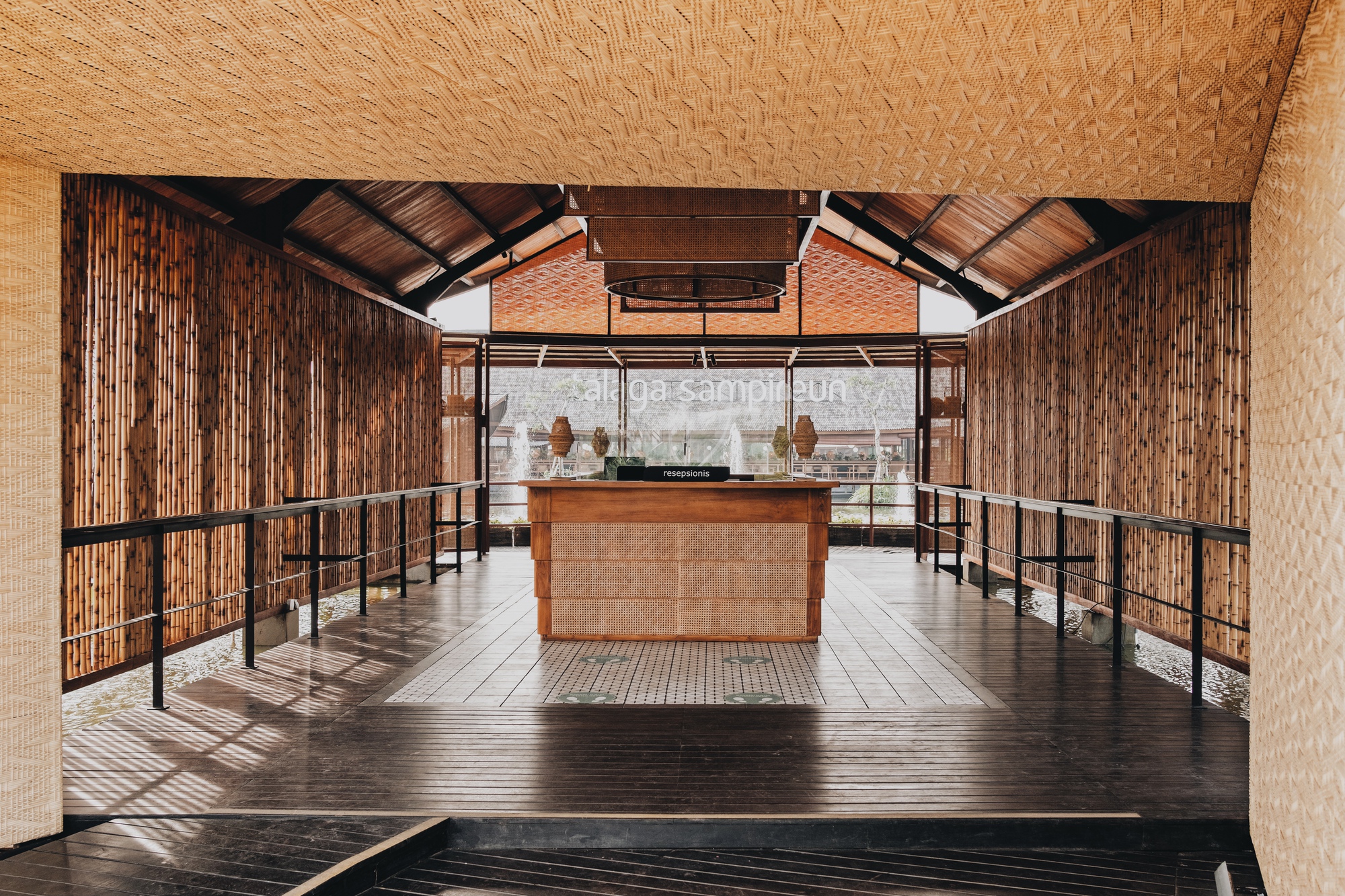 塔拉加桑皮伦亭阁丨印度丨Seniman Ruang-24