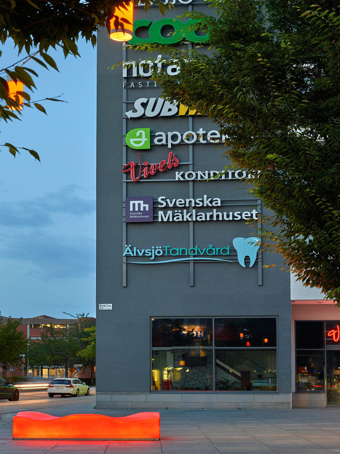 瑞典斯德哥尔摩Älvsjö广场-13