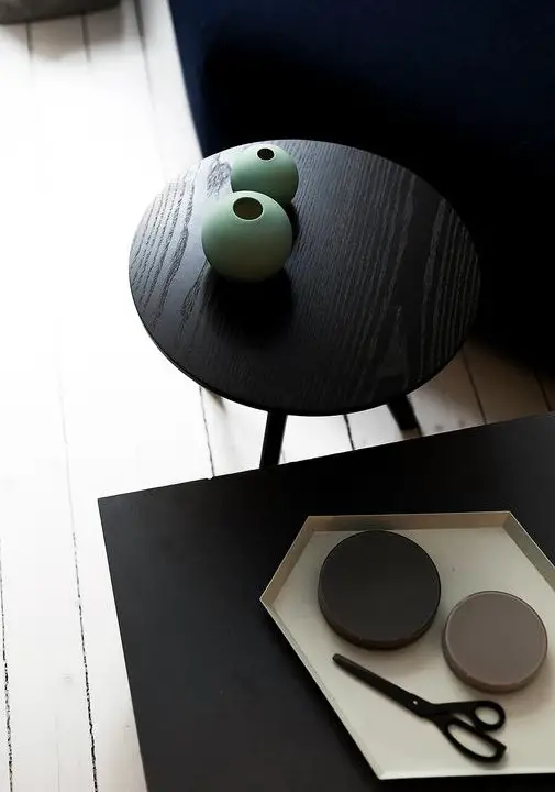 红 SMEG 厨房，温馨两居室的亮点-8