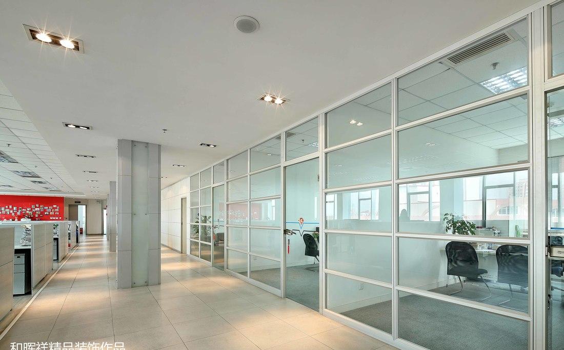 现代简约风办公空间设计案例-17