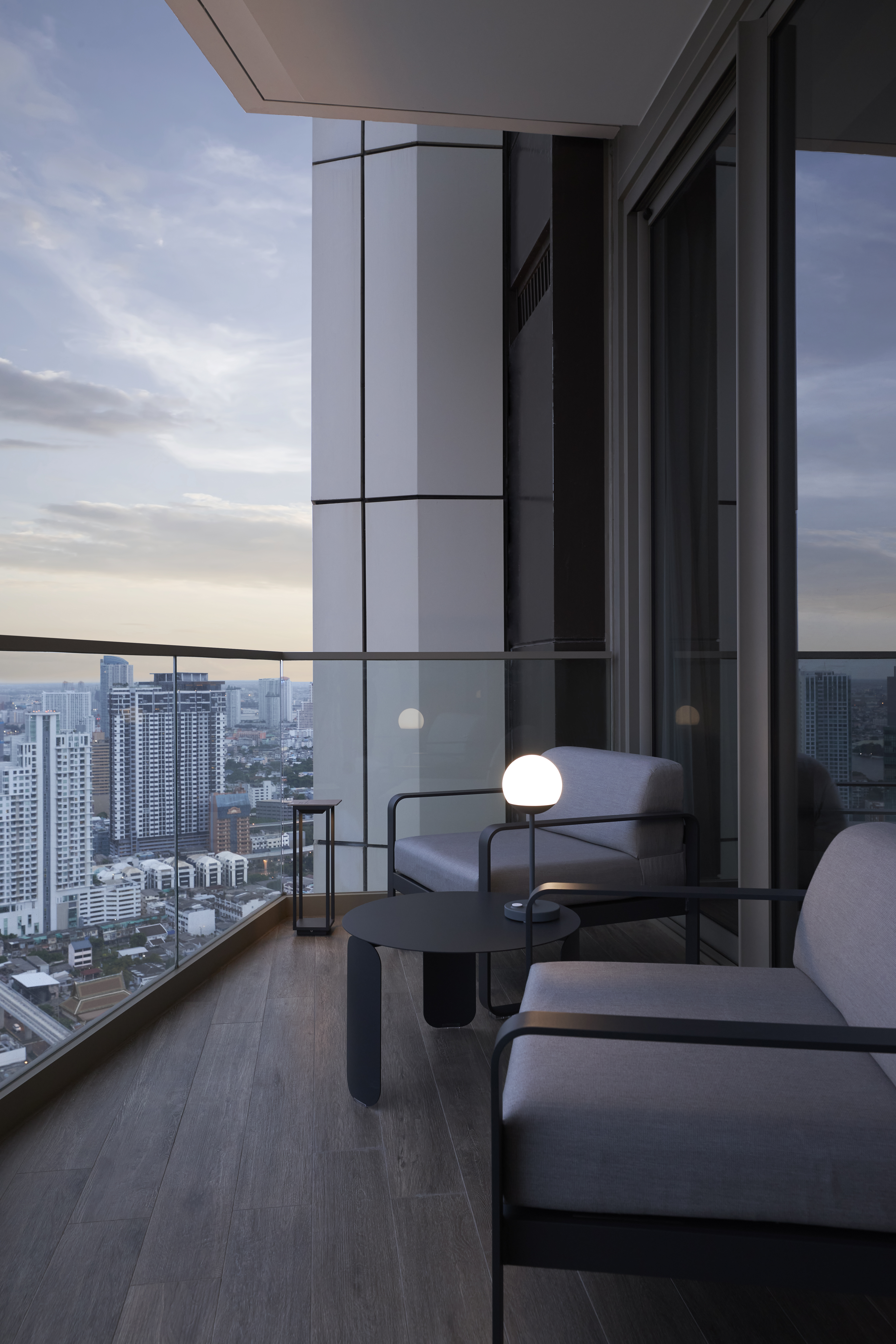 苏庞先生私人住宅丨泰国曼谷丨Studiobaker,Minickbom（公共区域概念设计）-27