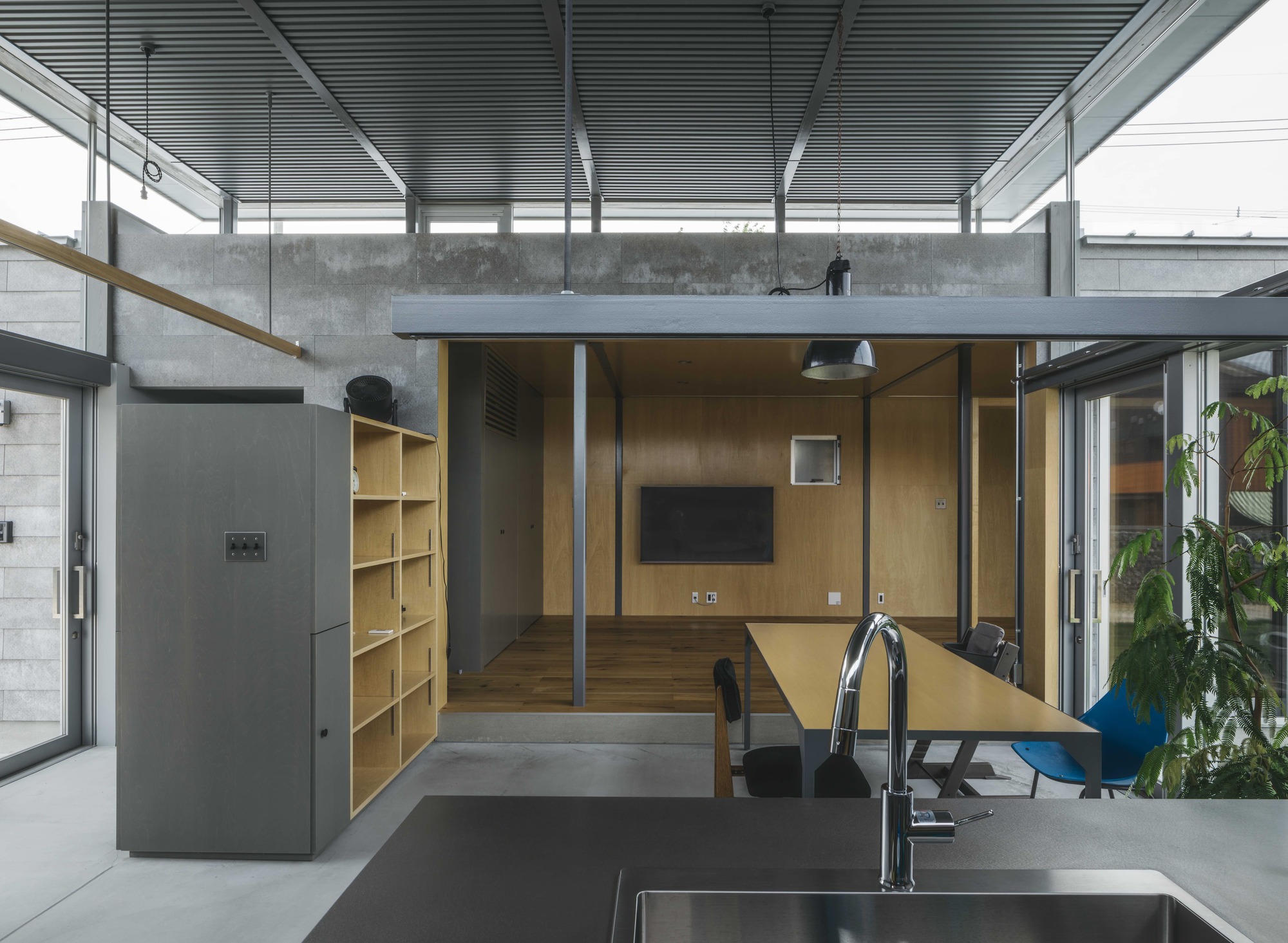 House in Iizuka / Peak Studio-14