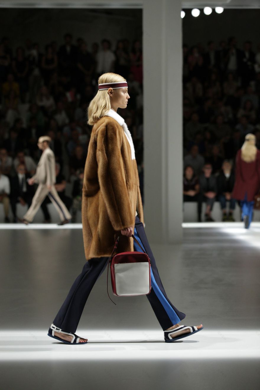 2013 春夏米兰 Prada 秀场——现代几何的演绎-13