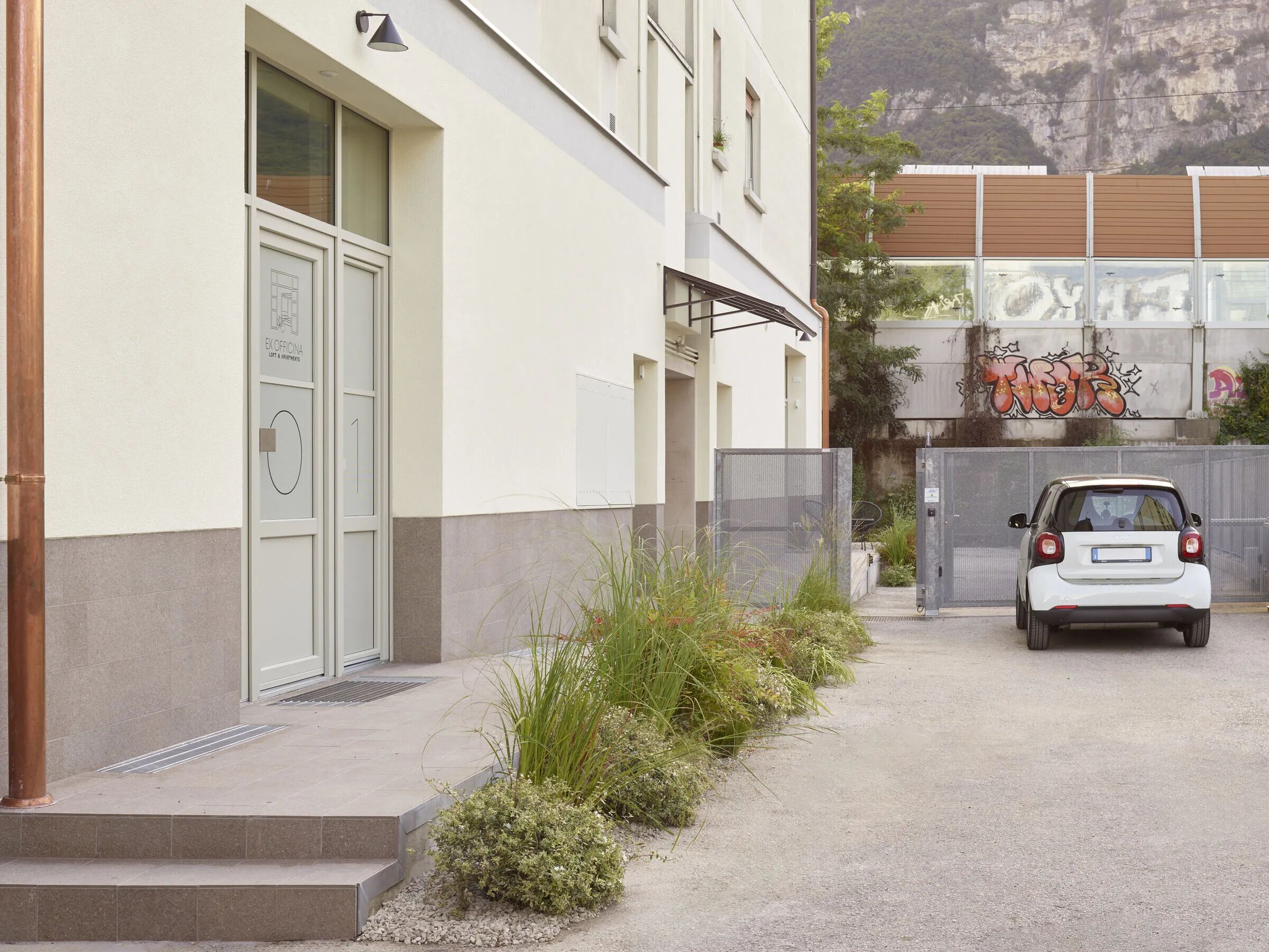 Ex officina apartments and lofts，特伦托  工业重构，诗意栖居_20251117-3