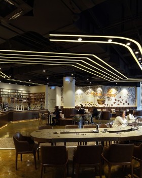 陌岸咖啡馆·大剧院店